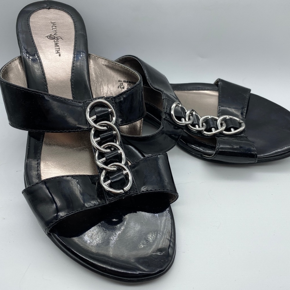 Sandals, 8.5